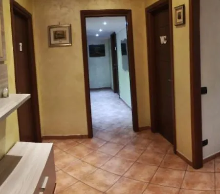 Hotel Nice House Fiumicino Esterno foto