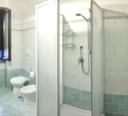 Hotel Nice House Fiumicino Esterno foto